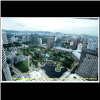 12438 208 Petronas Towers  Blick von oben Malaysia 2006 Kuala Lumpur.jpg